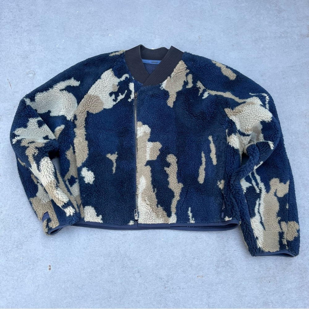 Lululemon LAB Textured Fleece‎ Bomber Sz Lrg Navy/Olive Green Jacket- $298 - Picture 4 of 16